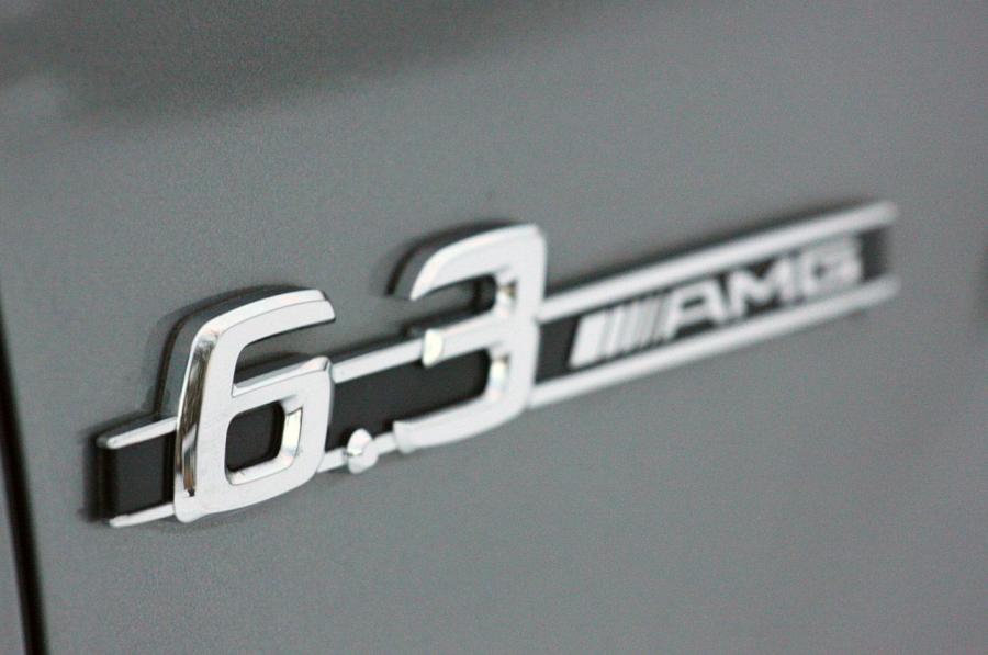  Mercedes-Benz ML63 AMG 2011 года  (фото 78 из 81)